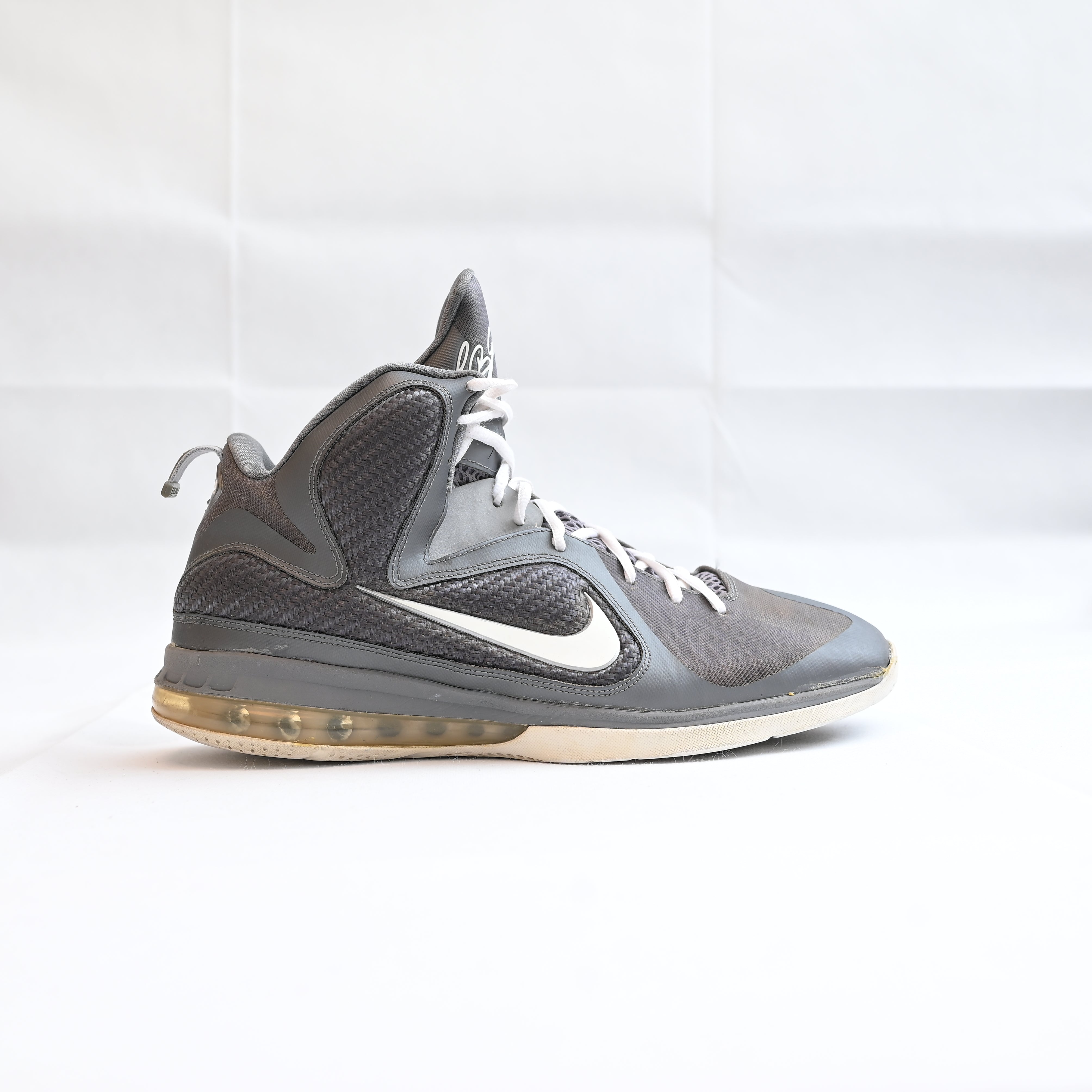 Nike LeBron 9 'Cool Grey' Sample