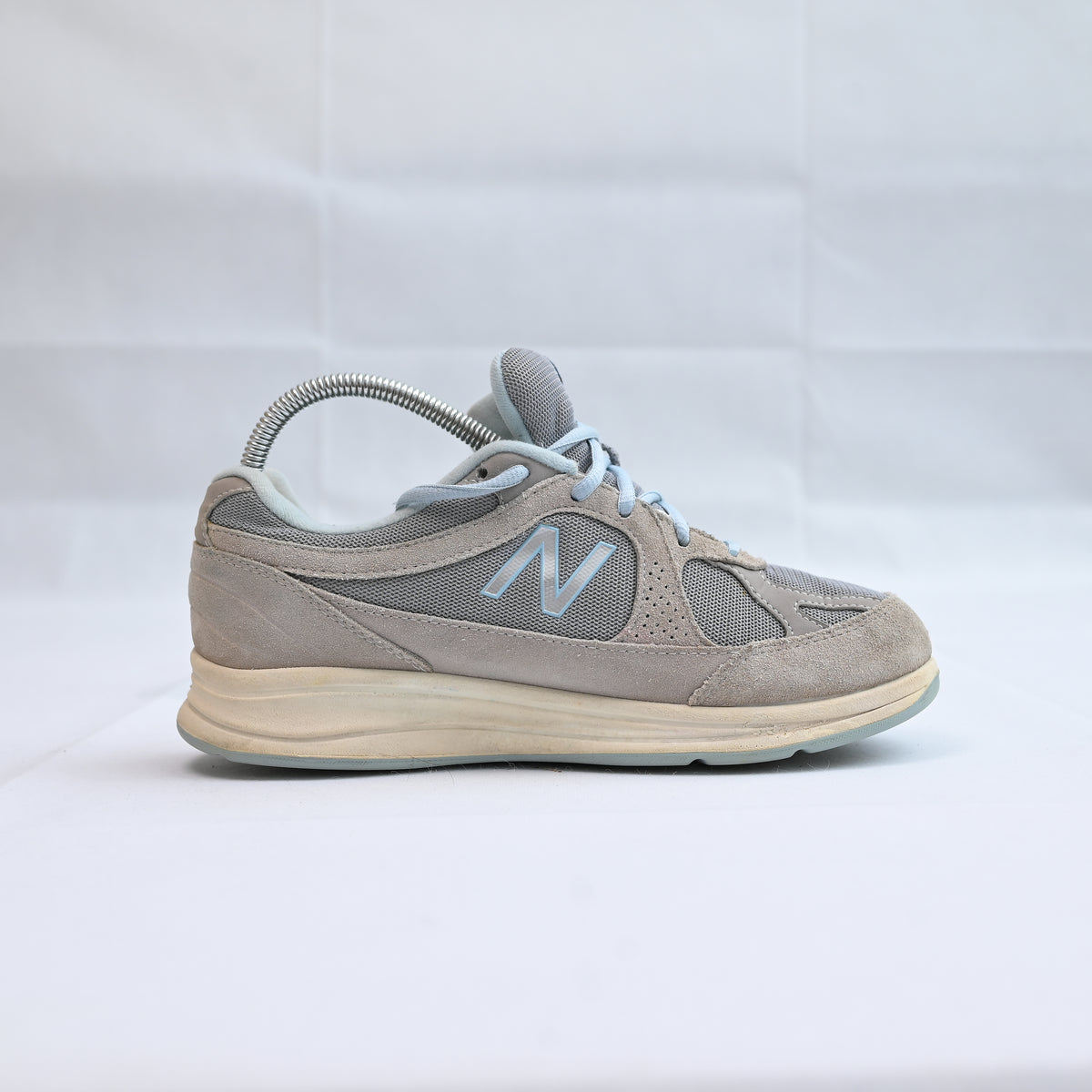 New Balance Women's 877 V1 Walking Shoe