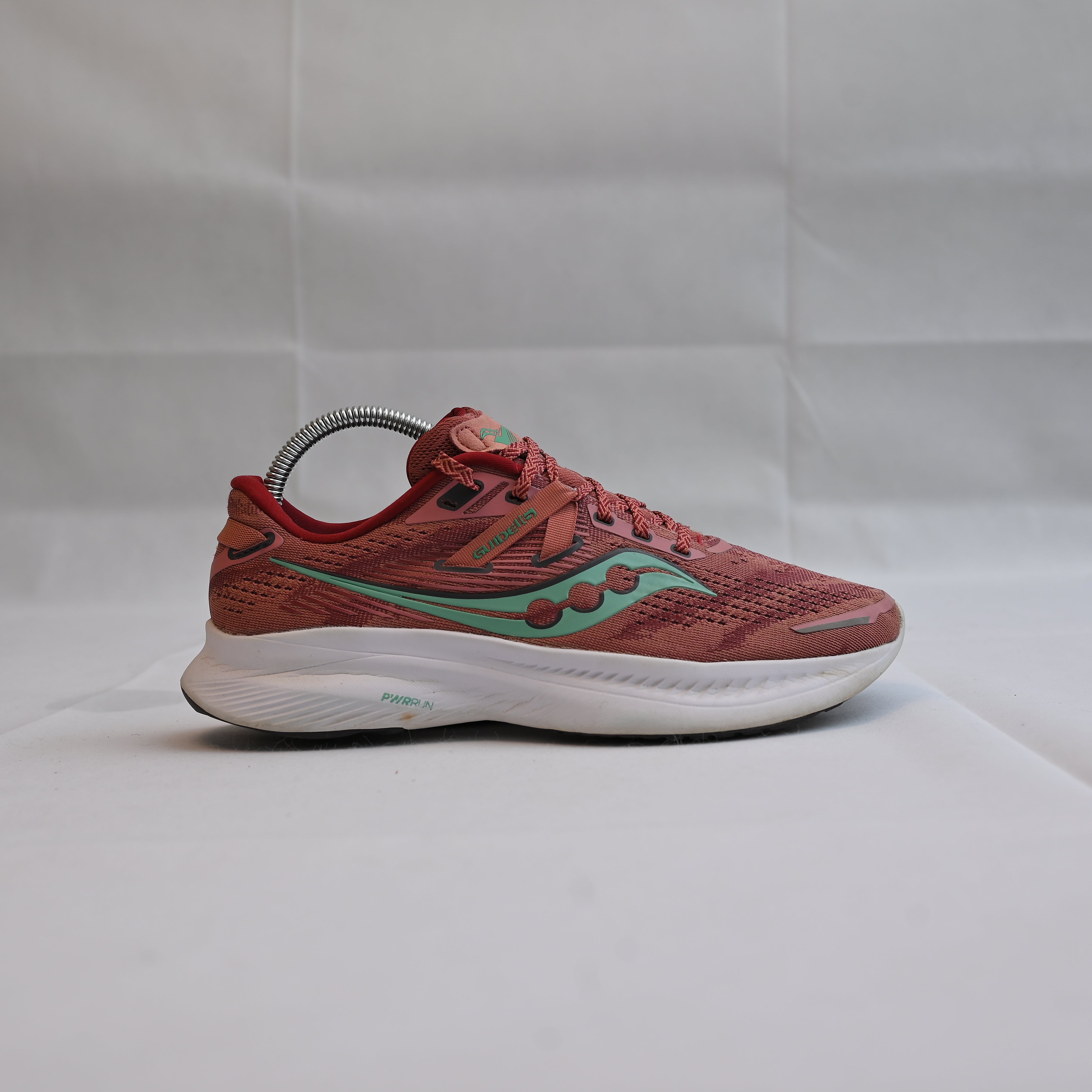 Saucony Womens Guide 16- Soot/Sprig