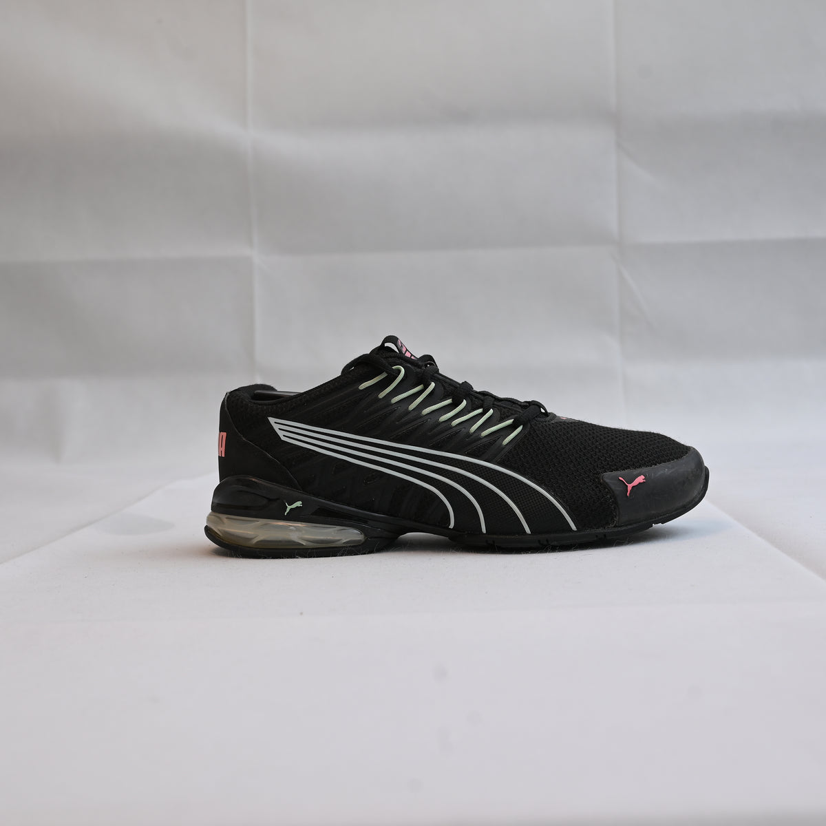PUMA Voltaic Evo Cross Training Shoes womens Sneaker