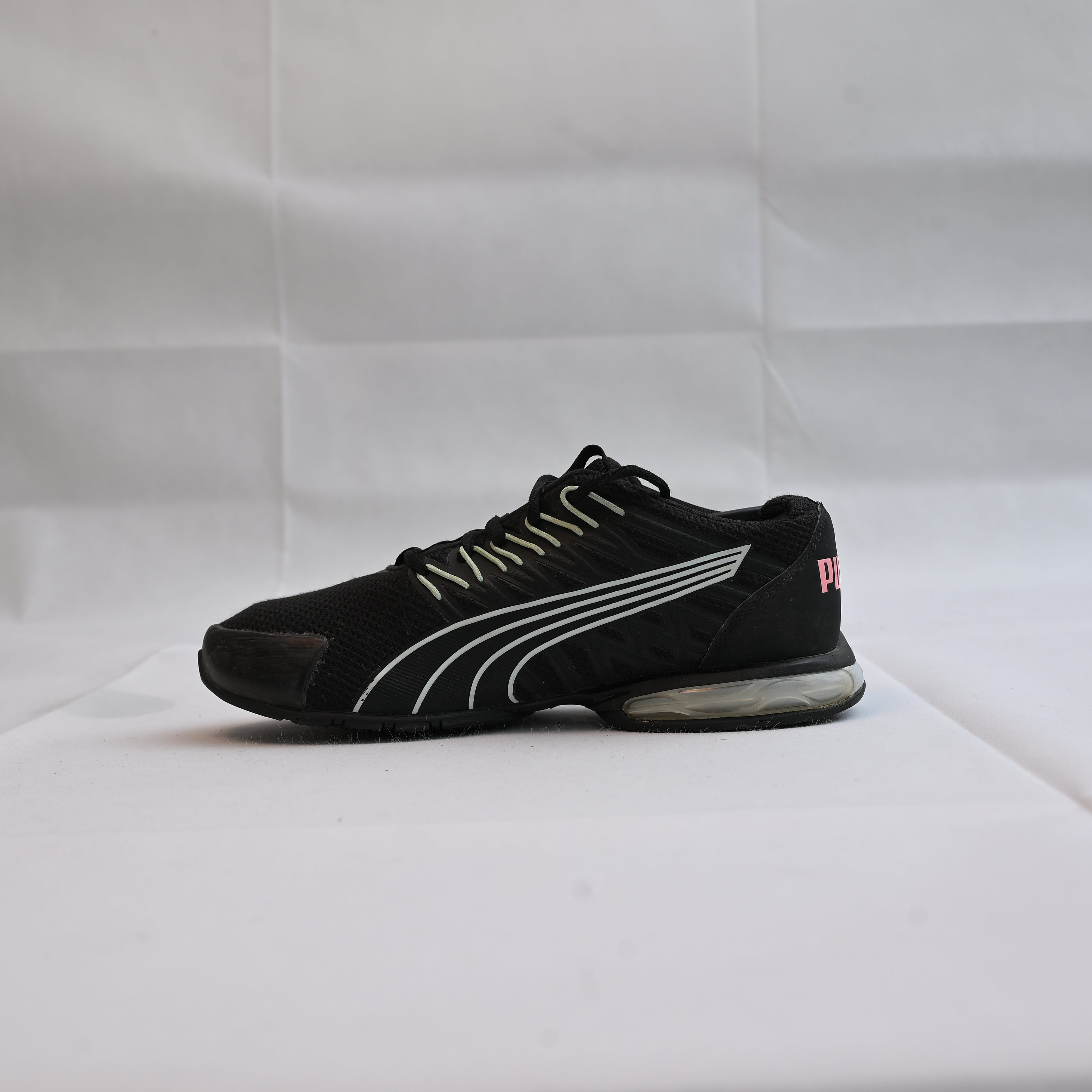 PUMA Voltaic Evo Cross Training Shoes womens Sneaker