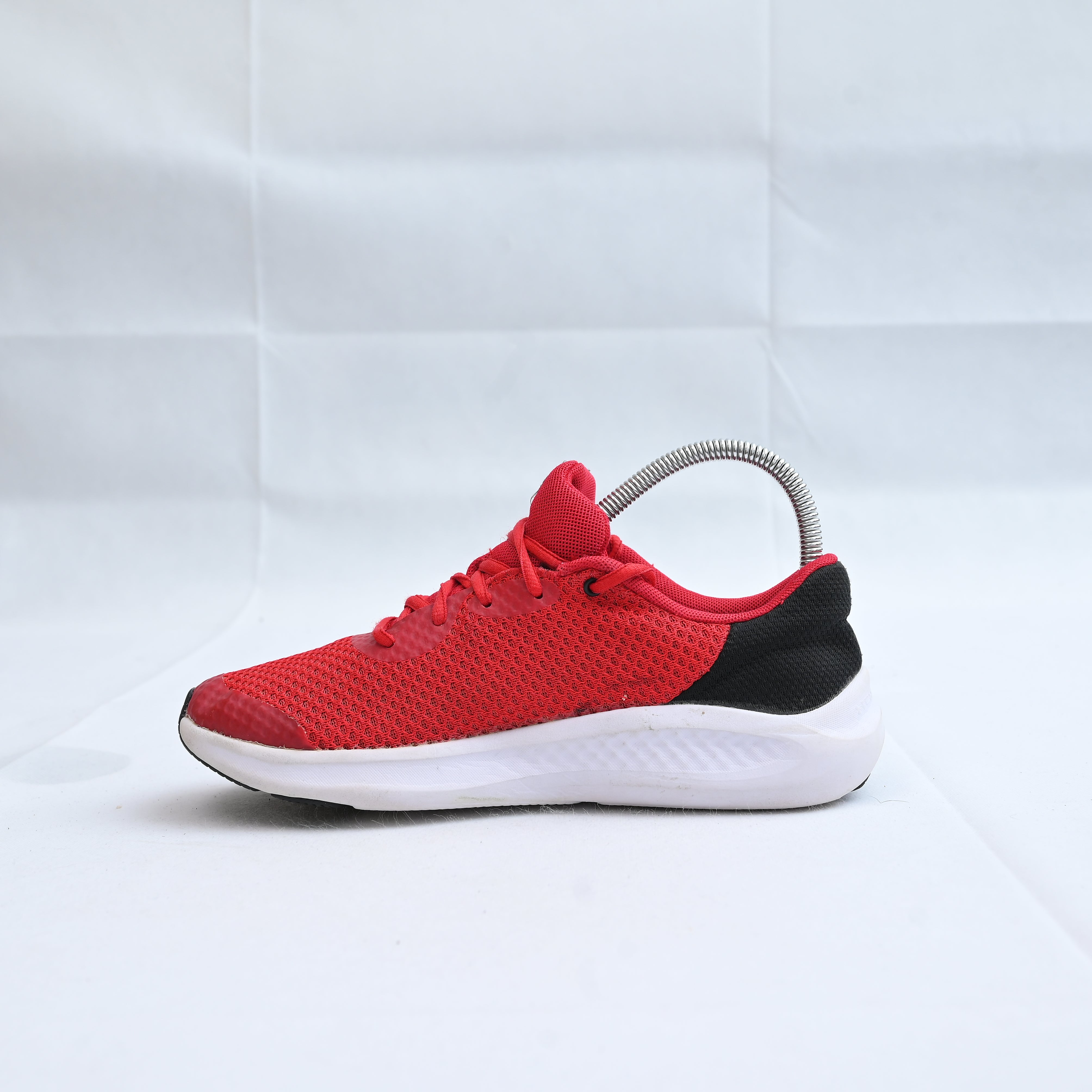Under Armour Boys sneaker Surge 3 Running Shoe Red/White
