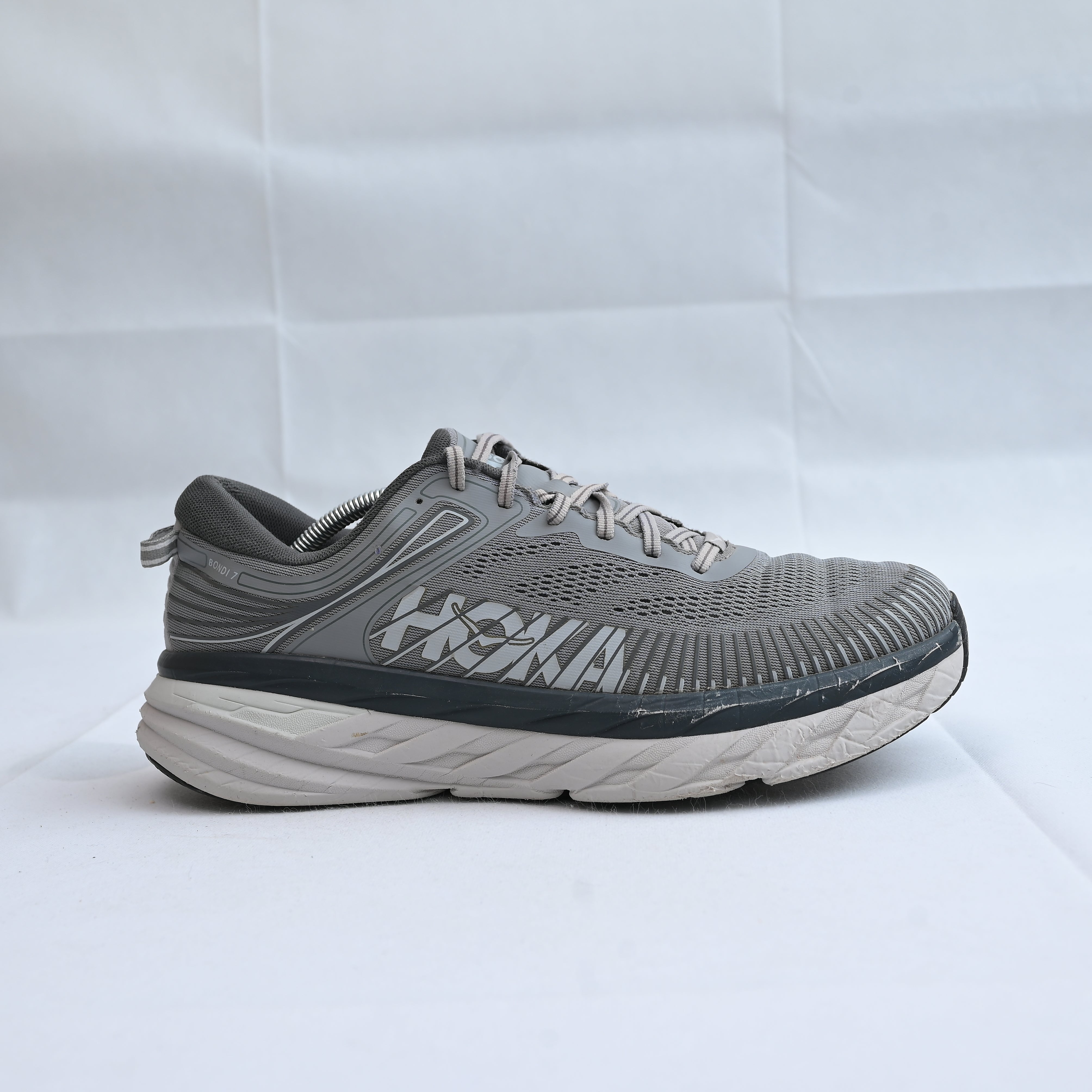 HOKA ONE ONE