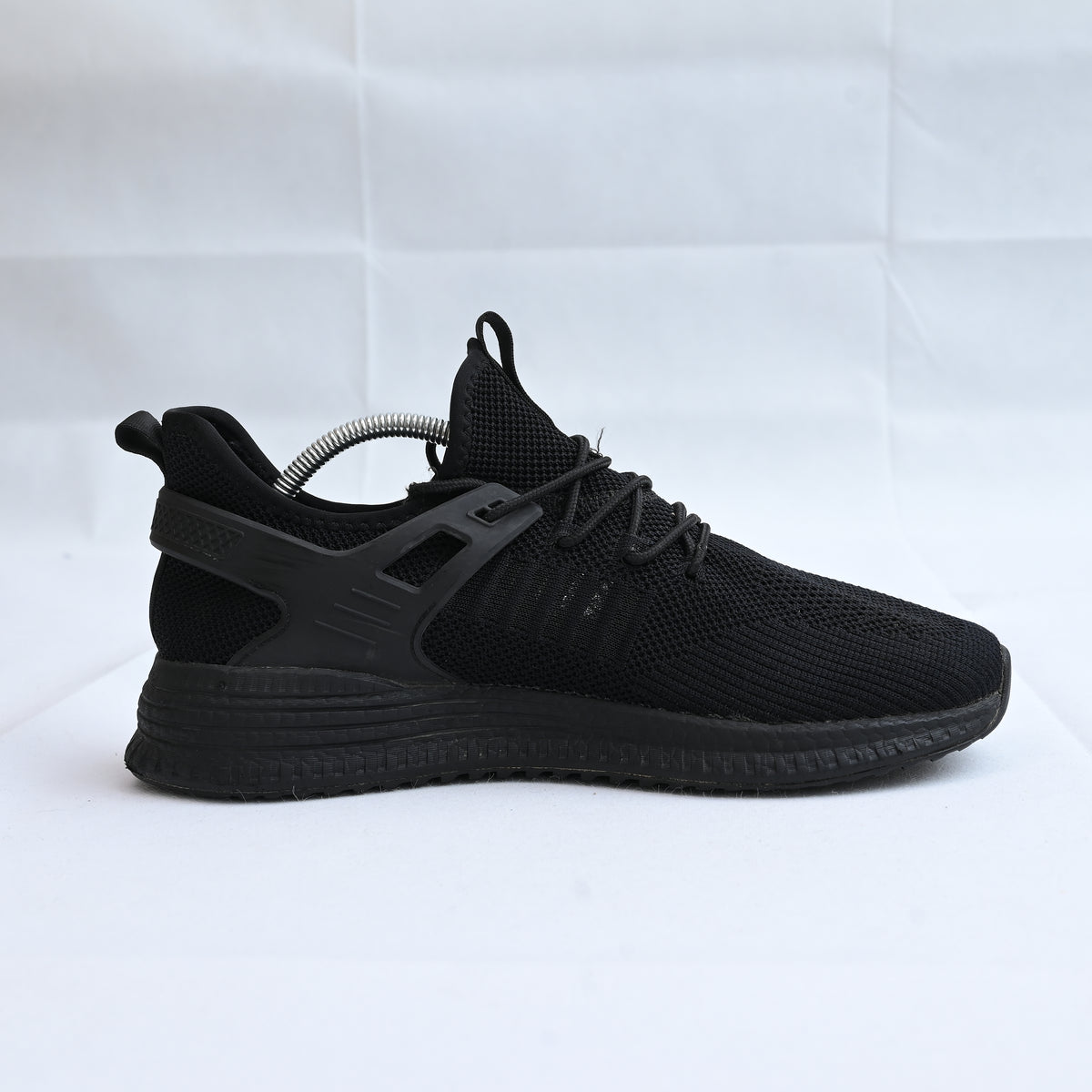 S Dolphin running shoes