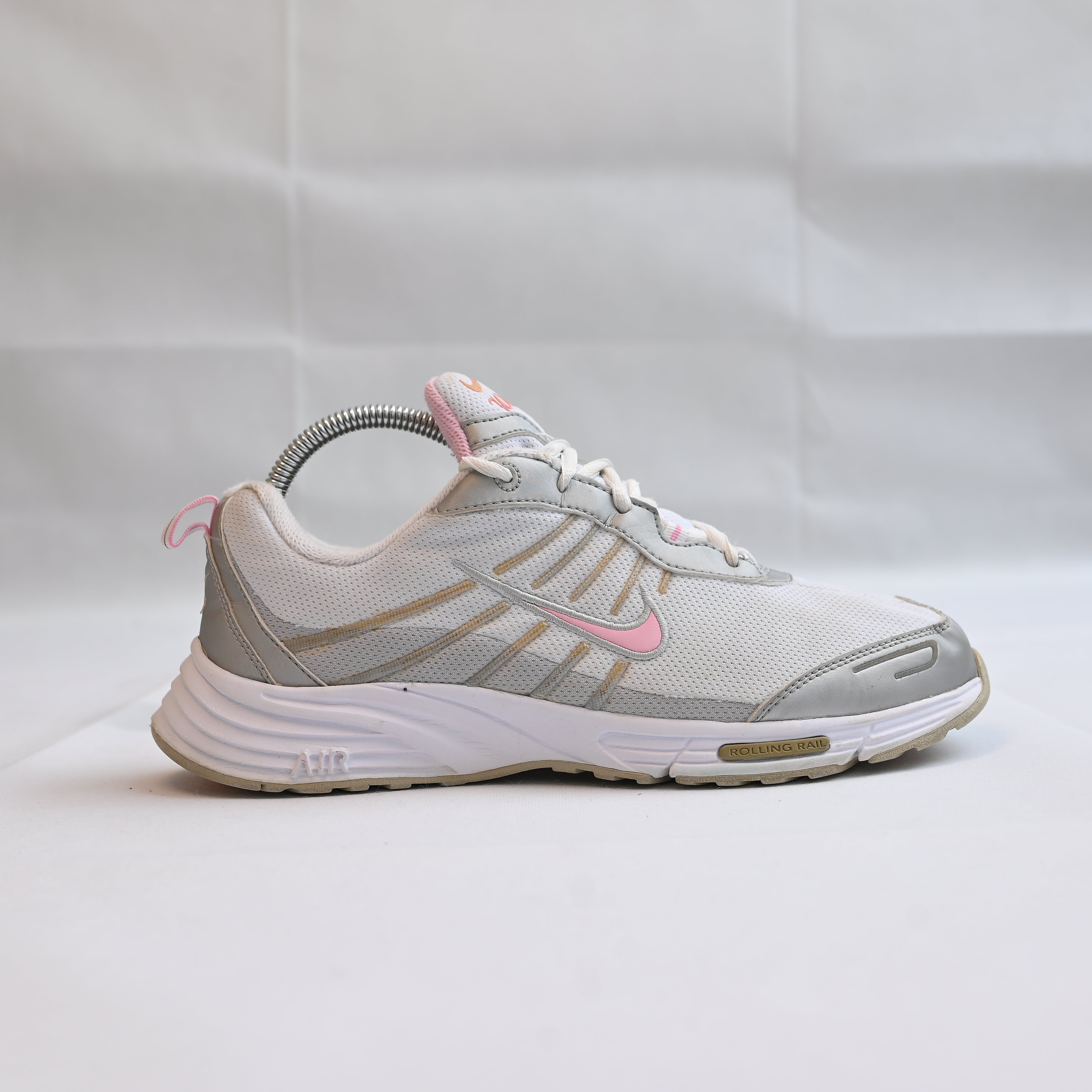 Nike Air Womens Sneakers White Pink Lace Up Walking Shoe 