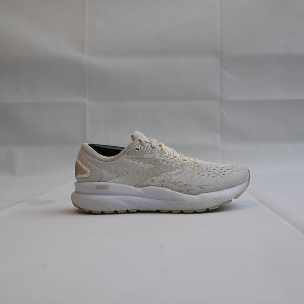 Brooks Ghost 16 Running Shoes in White Grey