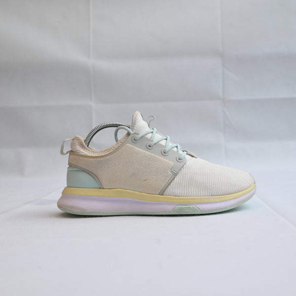 Womens Kuru Atom Cloud Running Shoes