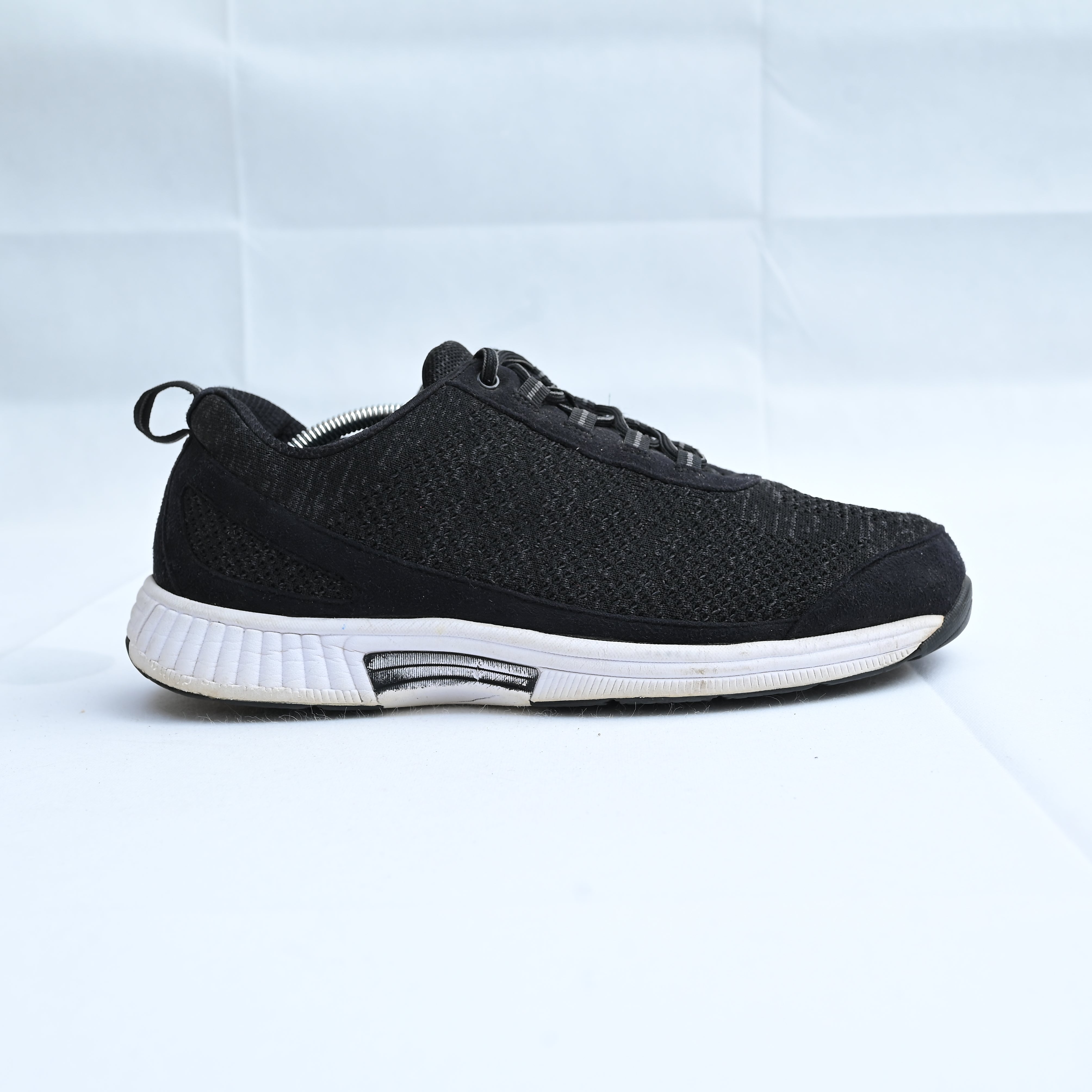 Orthofeet Men's Orthopedic Lava Stretch Breathable Walking Sneaker